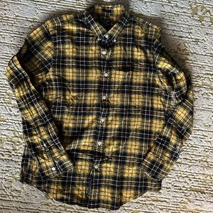 Men’s A&F casual button up shirt